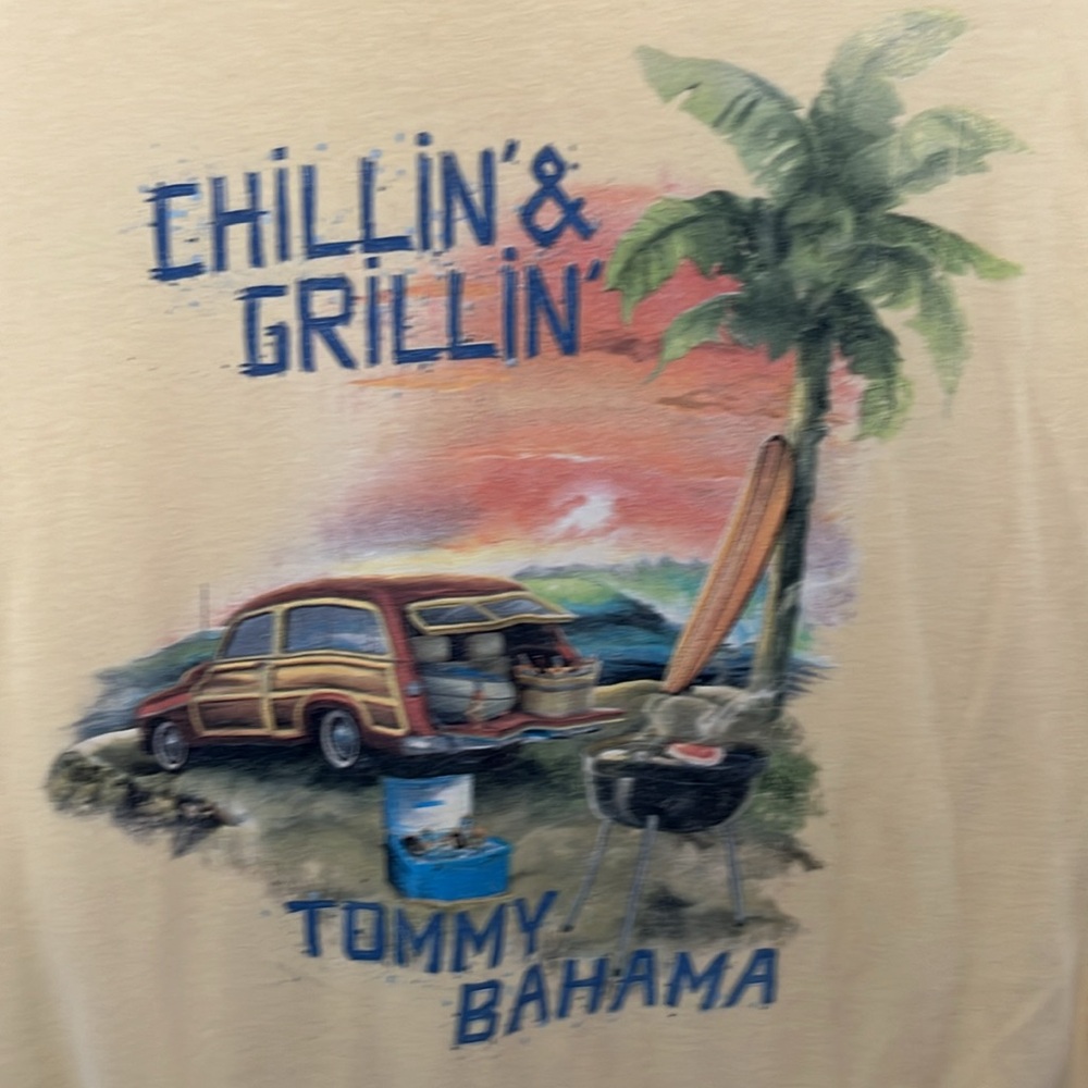 🏝️☀️TOMMY BAHAMA T-SHIRT YELLOW SZ L NWOT WASHED NEVER WORN EXCELLENT CONDITION